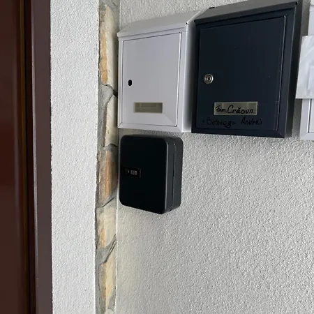 公寓 Fuer Gruppen Oder Familien Schönwies